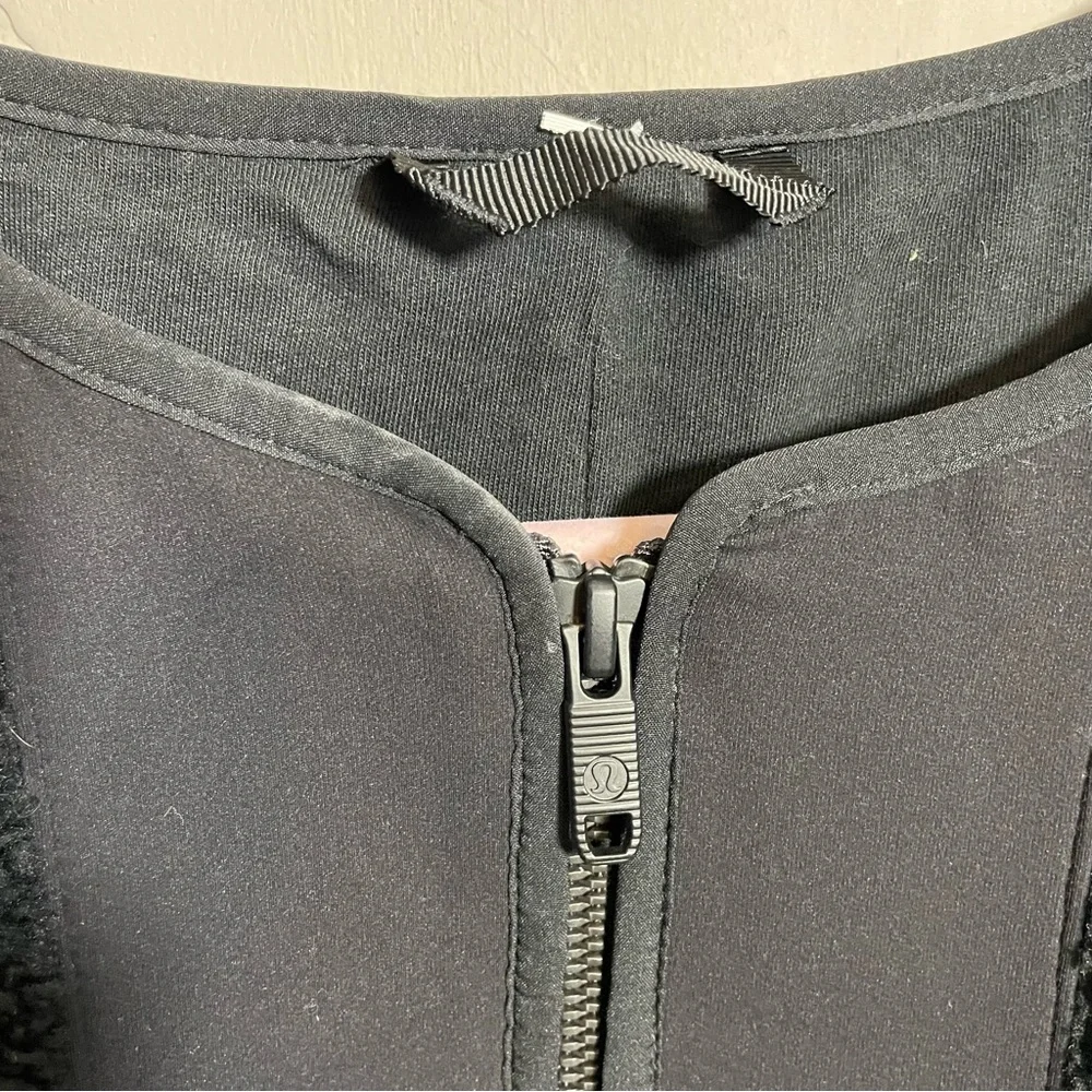 Lululemon Collarless Textured Fleece Full Zip Jacket Black